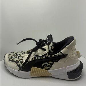 PUMA PROVOKE XT / LEOPARD TRAINING SNEAKER/ MODERN DESIGN LACE / TRENDY